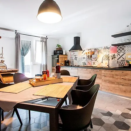 Casa Carducci Apartment *